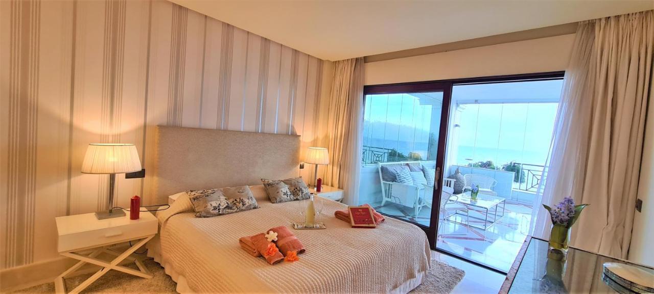 Luxury Apartment Frontal Beach In Doncella Beach Estepona Buitenkant foto