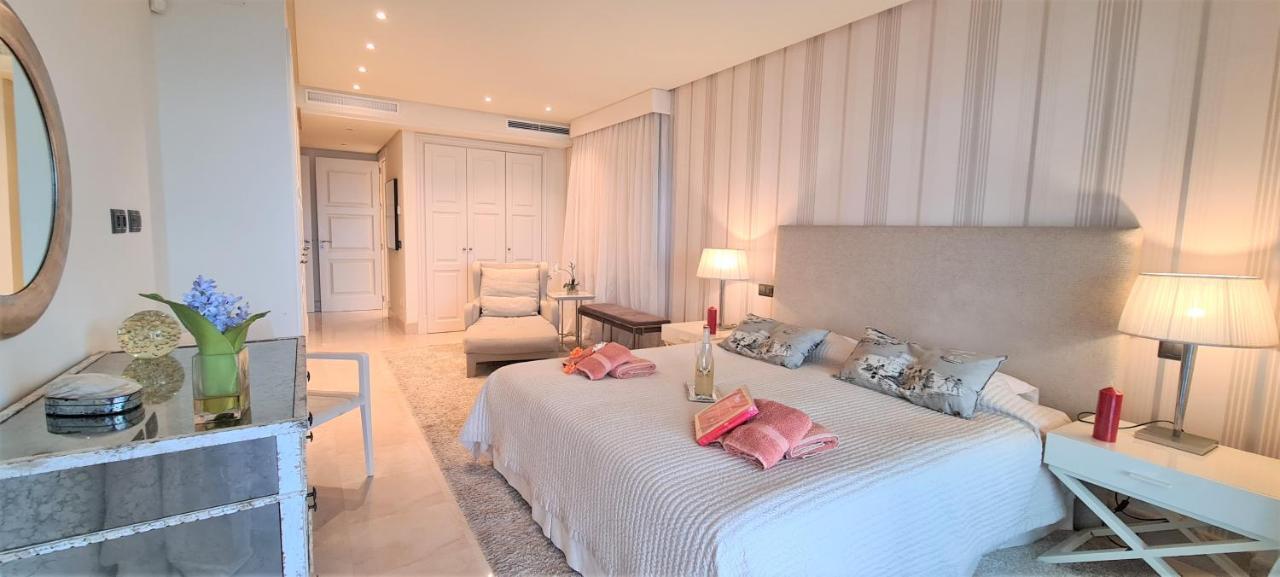 Luxury Apartment Frontal Beach In Doncella Beach Estepona Buitenkant foto